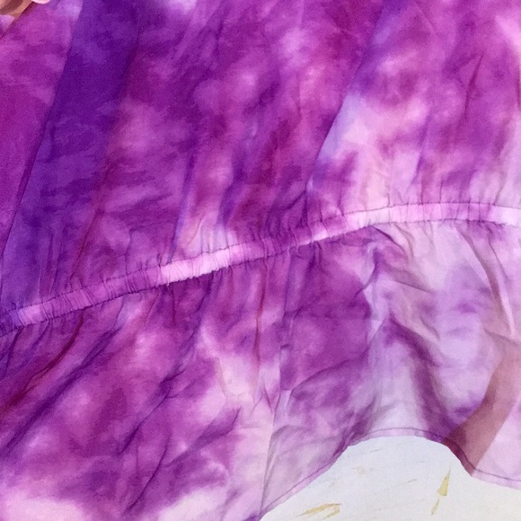 White and purple dress top - Picture 4 of 4